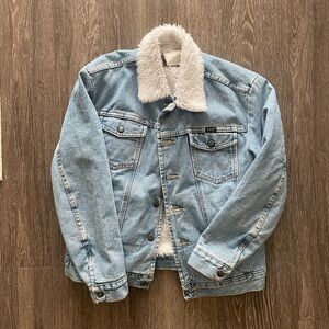 NWOT Wrangler Denim Sherpa Jacket
